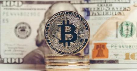 贝莱德 IBIT 逆势上涨，美国比特币现货 ETF 净流出 2.58 亿美元