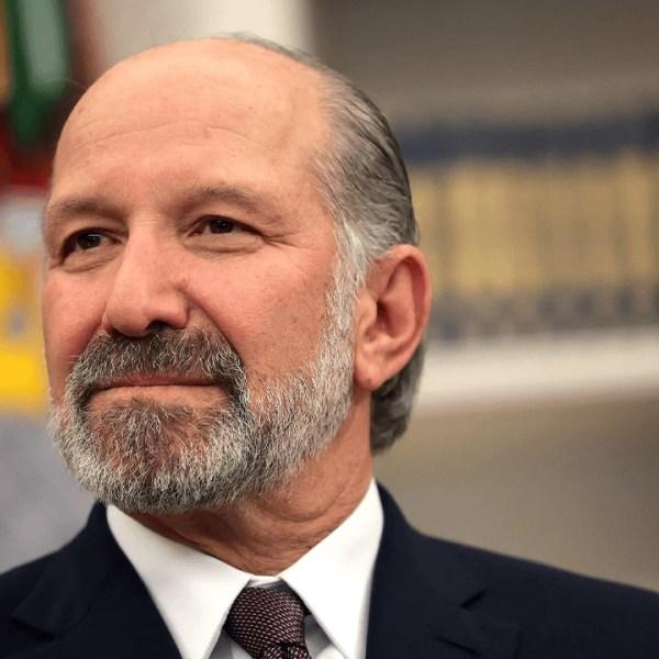 炒币大赚、投行收入超 10 亿美元！美国商业部长的「华尔街前东家」创历史最佳业绩，其儿子任董事长